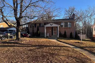 5409 Chesterfield Dr, Temple Hills, MD 20748 - Photo 2