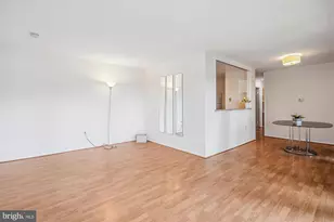 9274 Adelphi Rd, Hyattsville, MD 20783 - Photo 4