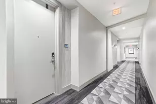 145 Riverhaven Dr, Oxon Hill, MD 20745 - Photo 2