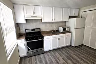 1835 Village Green Dr, Hyattsville, MD 20785 - Photo 2