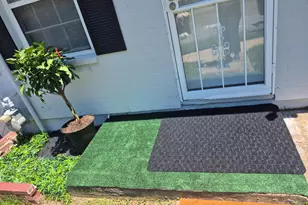 1835 Village Green Dr, Hyattsville, MD 20785 - Photo 8