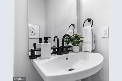 4917 Devitt Place, Oxon Hill, MD 20745 - Photo 18