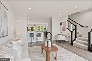 4917 Devitt Pl, Oxon Hill, MD 20745 - Photo 12