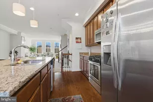 7206 Wood Mdw Wy, Lanham, MD 20706 - Photo 34