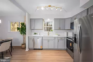 1400 Waterford Dr, District Heights, MD 20747 - Photo 6