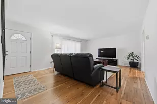 12809 Kemper Ln, Bowie, MD 20715 - Photo 6