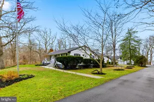 17914 Mill Branch Pl, Bowie, MD 20716 - Photo 8