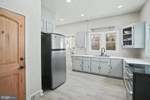 6708 3rd St, Riverdale, MD 20737 - Photo 2