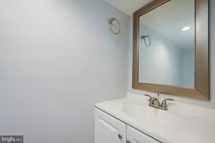 7719 Garrison Rd, Hyattsville, MD 20784 - Photo 16