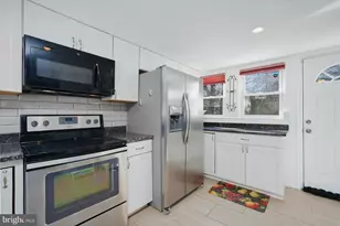 7719 Garrison Rd, Hyattsville, MD 20784 - Photo 10