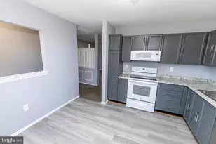 7206 Lost Spring Ct, Lanham, MD 20706 - Photo 10