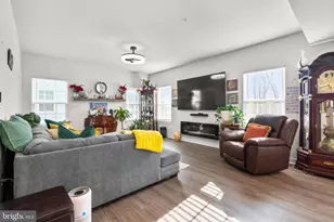 15542 Twin River Cir, Bowie, MD 20716 - Photo 18