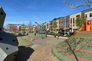 2715 Evansgreen Dr, Suitland, MD 20746 - Photo 34