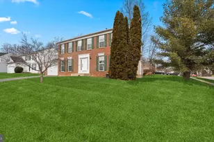 15528 Orchard Run Dr, Bowie, MD 20715 - Photo 2