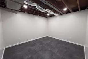 5019 Leland Dr, Oxon Hill, MD 20745 - Photo 38