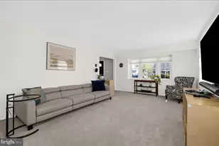 12403 Stafford Ln, Bowie, MD 20715 - Photo 10