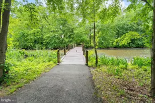 8921 Town Center Cir, Upper Marlboro, MD 20774 - Photo 34