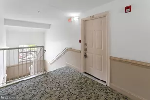 8921 Town Center Cir, Upper Marlboro, MD 20774 - Photo 30