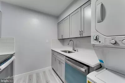 6982 Hanover Parkway #302, Greenbelt, MD 20770 - Photo 6