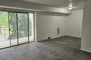 7700 Arehart Dr, Hyattsville, MD 20784 - Photo 4