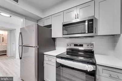 6982 Hanover Parkway #302, Greenbelt, MD 20770 - Photo 8
