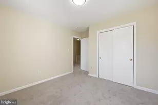 4044 Hanson Oaks Dr, Hyattsville, MD 20784 - Photo 16