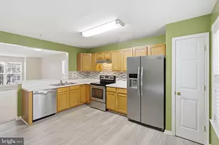 907 Vauxhall Rd, Landover, MD 20785 - Photo 32