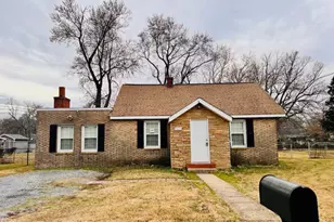 2807 Kernal Ln, Temple Hills, MD 20748 - Photo 2