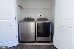 9105 Fox Stream Way, Upper Marlboro, MD 20772 - Photo 16