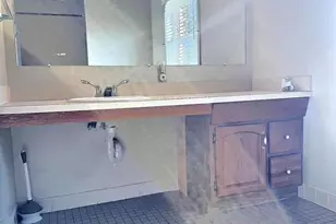 913 Shady Glen Dr, Capitol Heights, MD 20743 - Photo 14