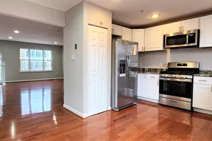 4605 Snowflower Blvd, Oxon Hill, MD 20745 - Photo 14