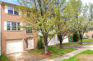 4605 Snowflower Blvd, Oxon Hill, MD 20745 - Photo 2