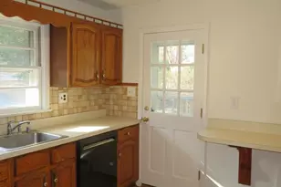 26 Lakeside Dr, Greenbelt, MD 20770 - Photo 6