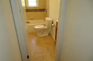 26 Lakeside Dr, Greenbelt, MD 20770 - Photo 14