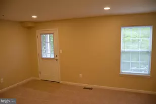 1046 Spring Valley Ct, Fort Washington, MD 20744 - Photo 6