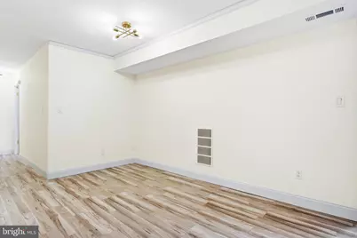 7609 Fontainebleau Drive #2206, Hyattsville, MD 20784 - Photo 10