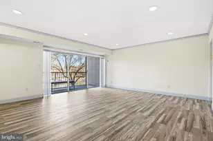 7609 Fontainebleau Dr, Hyattsville, MD 20784 - Photo 8