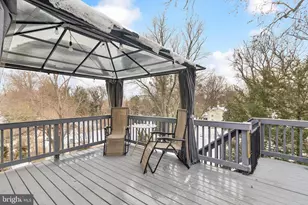 305 Cedar Ridge Dr, Oxon Hill, MD 20745 - Photo 22