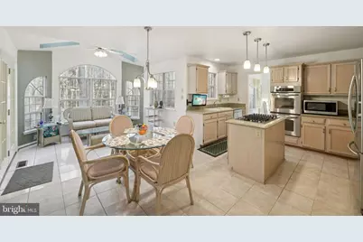 8826 Creekway Drive, Clinton, MD 20735 - Photo 10