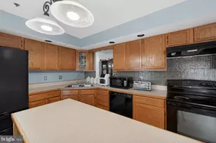 9303 Ispahan Loop, Laurel, MD 20708 - Photo 8