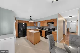 9303 Ispahan Loop, Laurel, MD 20708 - Photo 10