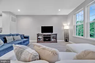 7204 Clagett Dr, Hyattsville, MD 20785 - Photo 8