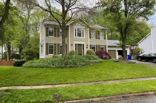 8106 Gold Cup Ln, Bowie, MD 20715 - Photo 4