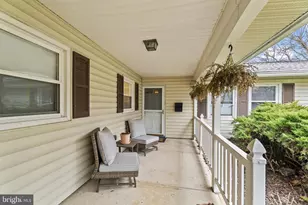 16029 Philmont Ln, Bowie, MD 20716 - Photo 2