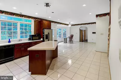 13814 W End Farm Road, Upper Marlboro, MD 20772 - Photo 4