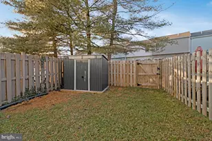 6806 Hawthorne St, Landover, MD 20785 - Photo 14