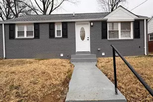 6930 Decatur Pl, Hyattsville, MD 20784 - Photo 2