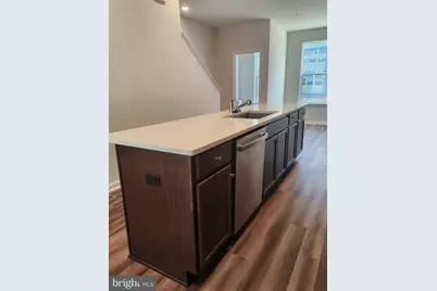 5929 Northwest Drive, Hyattsville, MD 20782 - Photo 6