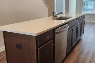 5929 Northwest Dr, Hyattsville, MD 20782 - Photo 6