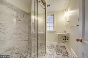 4010 Van Buren St, Hyattsville, MD 20782 - Photo 26